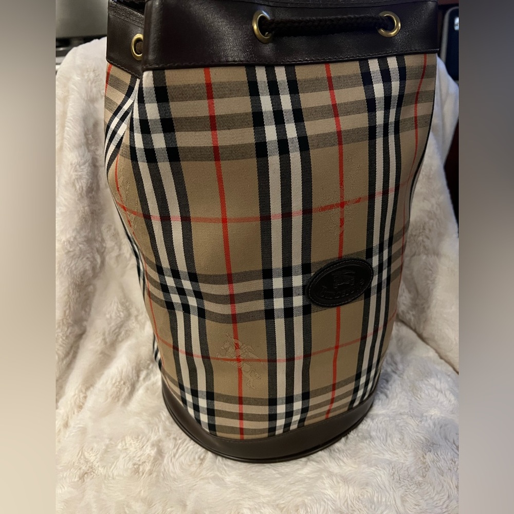 Burberry Back Satchel in wonderful condition…Offers Welcomed